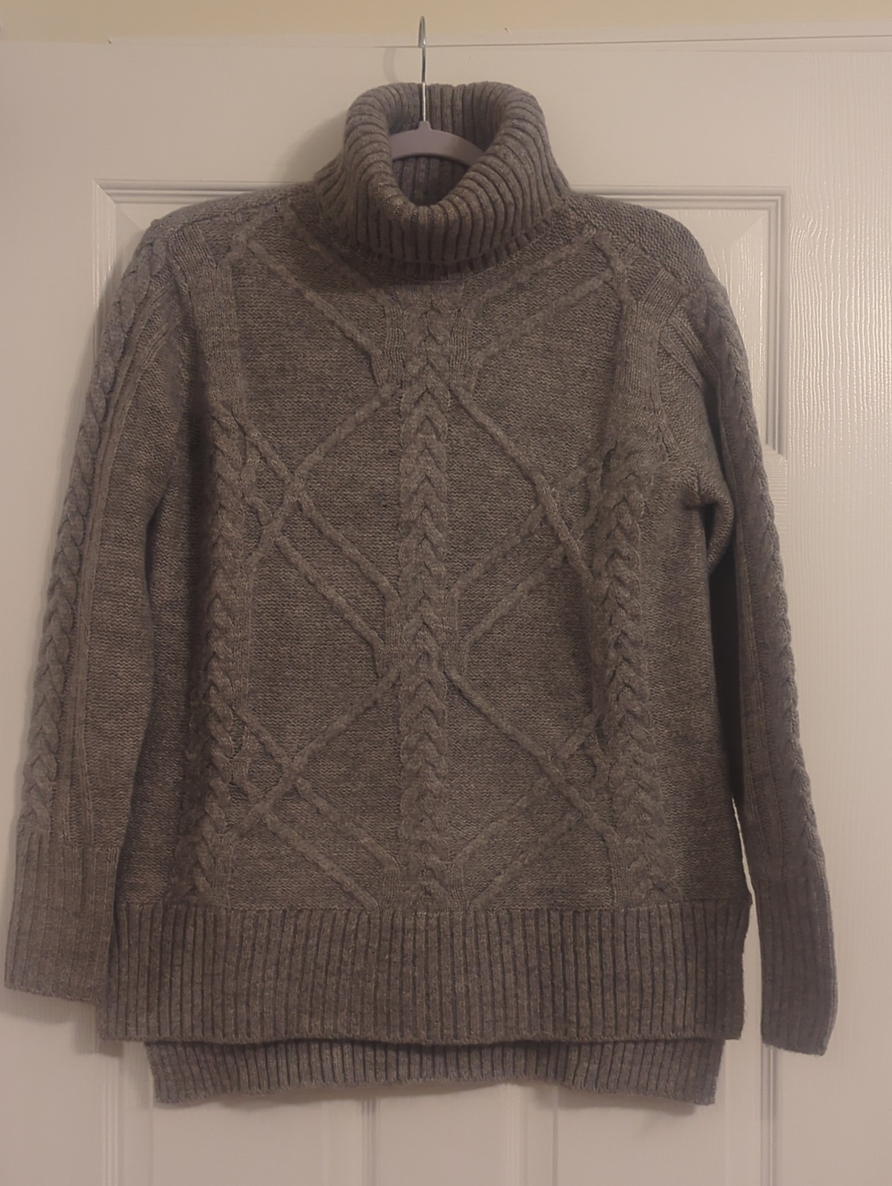 Simply Vera Vera Wang Gray Cable Knit Tunic Length Turtleneck Sweater